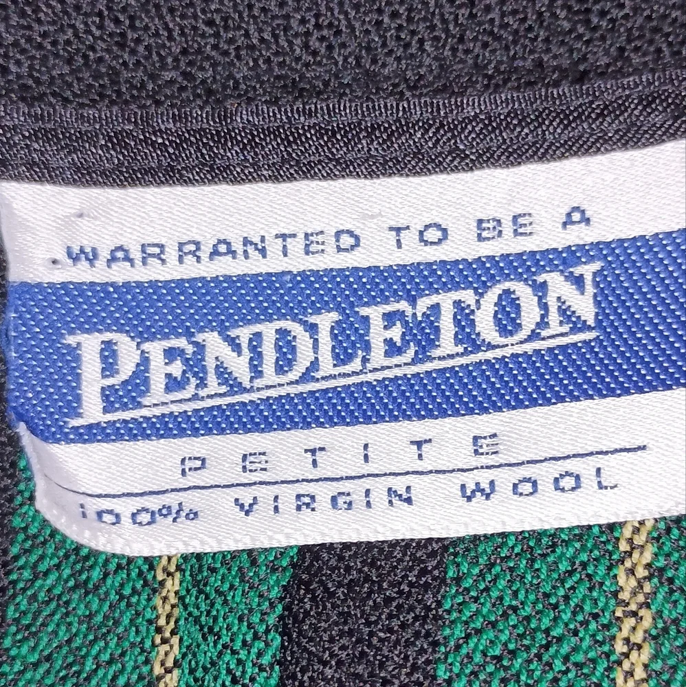 Vintage Pendleton Virgin Wool Black green red Pleated skirt 14p - Picture 3 of 8
